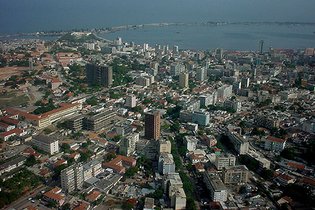 Angola é um dos países emergentes com maior nível de risco