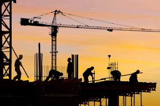 Empreiteiros pedem revisão de contratos de adjudicação de obras públicas