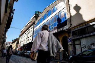 Portas do Cinema Trindade reabriram ao fim de 17 anos