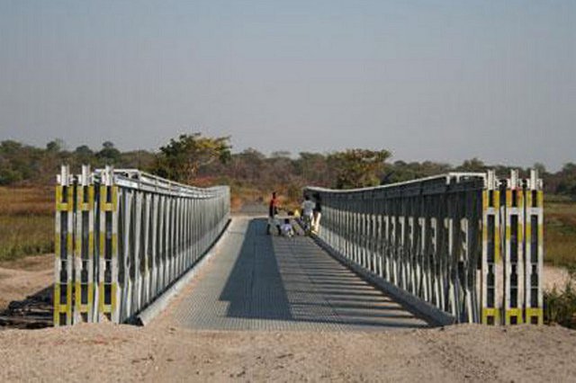 Angola compra pontes metálicas à Áustria