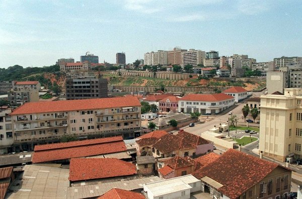 Grupo português MCA vence obras de $219M em Luanda