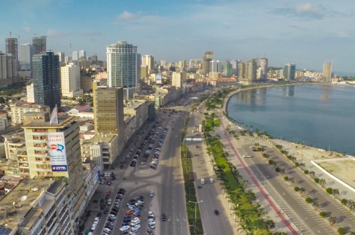 Espanha financia novos projectos em Angola