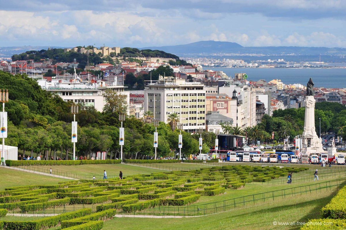 Rendas crescem em Lisboa com tendência a desacelerar, diz JLL