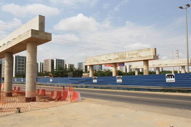 Nó Zango-Viana em fase de colocação do tabuleiro central