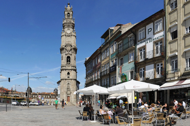 Câmara do Porto estuda criação da taxa turística