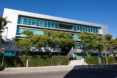 Empresas tomam 65.000m² de escritórios até maio