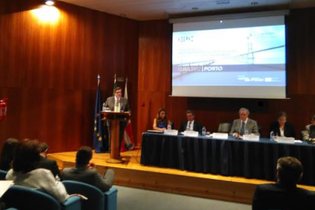 «É NECESSÁRIA UMA NOVA ABORDAGEM» AOS VISTOS ‘GOLD’, diz Governo