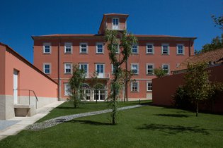 EDIFÍCIO DA UNIVERSIDADE CATÓLICA, NO PORTO, RECEBE PRÉMIO JOÃO ALMADA 2017