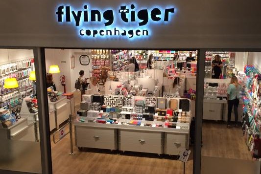 FLYING TIGER ABRE NOVO ESPAÇO DE 400M² EM CAMPO DE OURIQUE