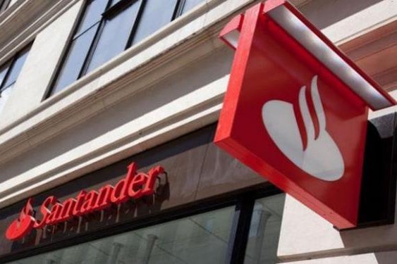 SANTANDER ACORDA VENDER 51% DA CARTEIRA DO POPULAR À BLACKSTONE