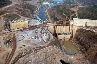 Angola aprova novos financiamentos de $416M para Laúca