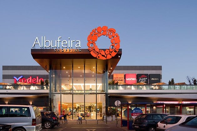 Sierra Fund vende AlbufeiraShopping e Continente de Portimão por €36M