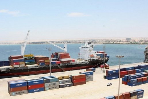 Japoneses modernizam porto de Namibe