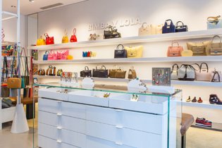 Bimba y Lola abre no Almada Forum