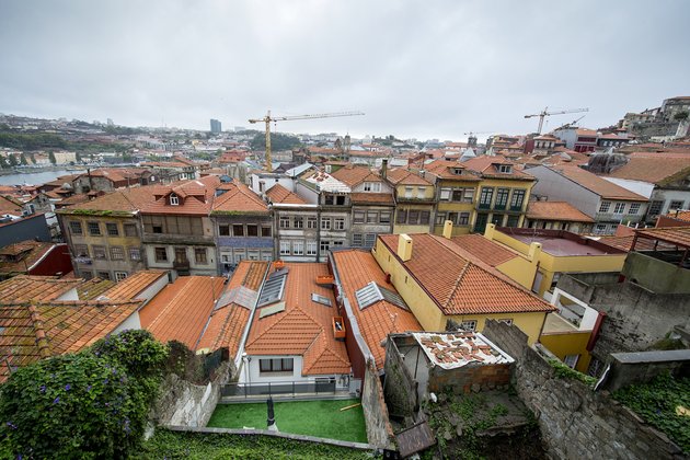 Câmara do Porto avoca competências da SRU