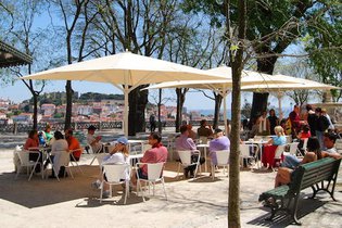 Número de estrangeiros a viver em Portugal dispara 83%