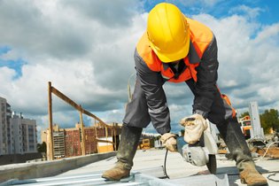 Falta de fiscalização atrasa sector da construção
