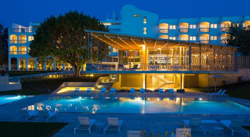 Hotelaria: Volume de negócios cresceu 3,75% no Algarve em 2018
