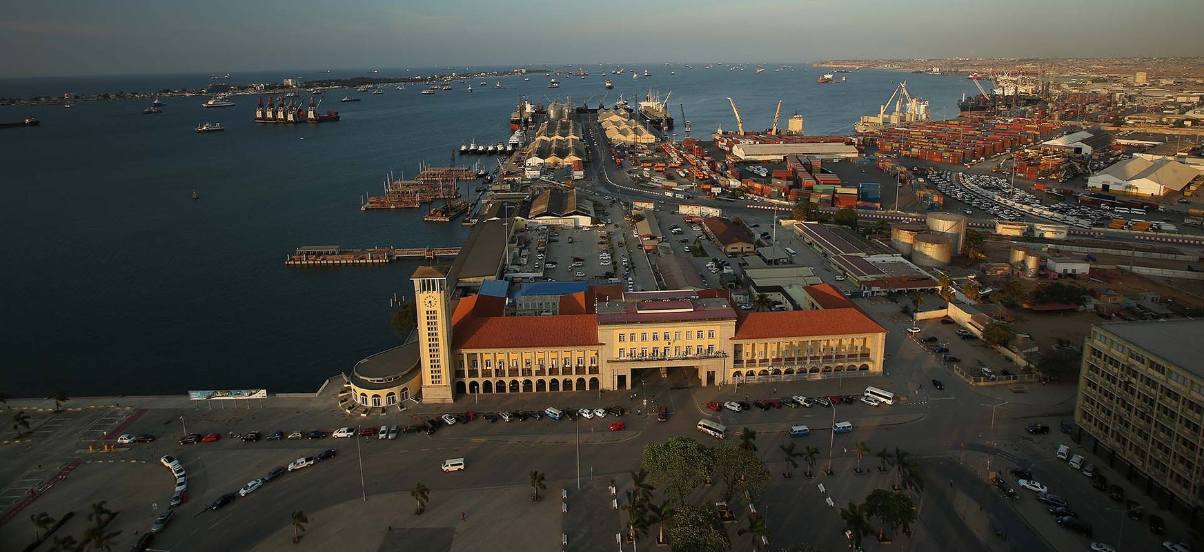 Modernização do terminal do porto de Luanda arranca este ano