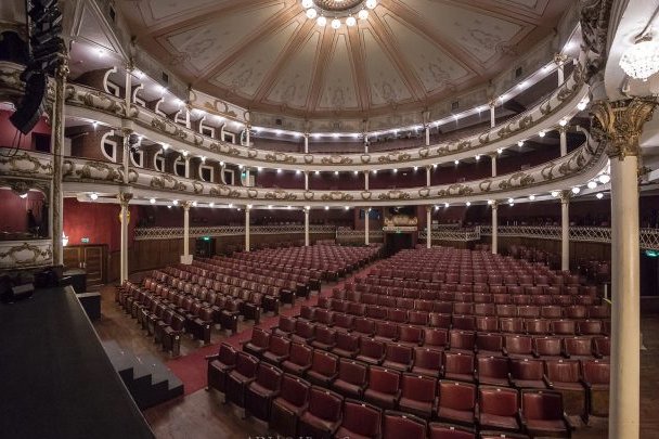 Teatro Sá da Bandeira vai a leilão a 30 de maio