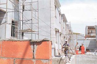 Produção na construção sobe 4%
