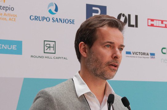 Ricardo Veludo substitui Manuel Salgado na CML