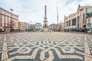 Hotelaria e AL pedem descentralização do turismo