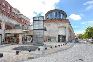 Autoridade da Concorrência notificada da compra do Forum Aveiro