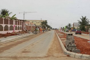 Emirados interessados em obras públicas angolanas