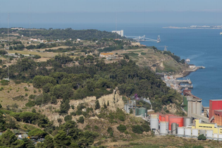 Almada e IHRU pedem apoios europeus para 3.600 casas acessíveis