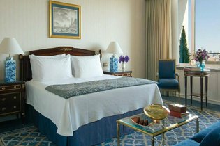 Ritz vai fechar até maio