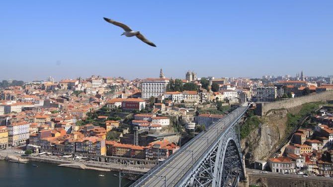 Câmara do Porto aprova programa de arrendamento acessível