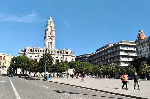 Ocupação de escritórios do Porto cresce 41% até abril
