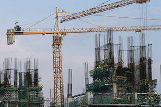 Novos contratos de obras públicas descem 22% até maio