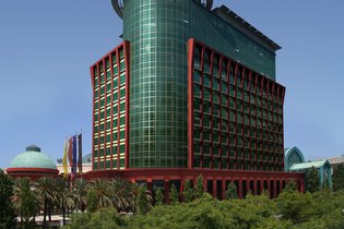 Torre Oriente procura ocupante para 4.810 m²