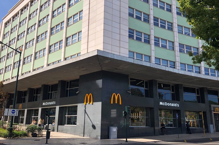 McDonald’s abre restaurante de 700 m² no Marquês de Pombal