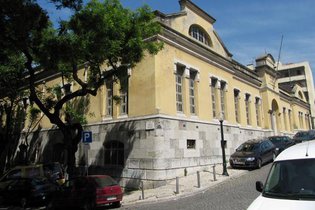 Antigo Dispensário de Alcântara será transformado em habitação