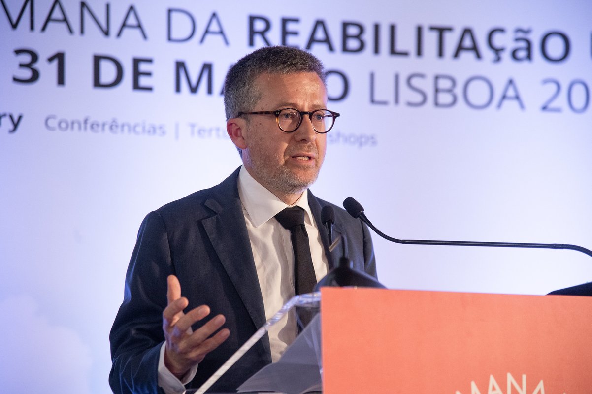 Carlos Moedas, Presidente da Câmara Municipal de Lisboa, a discursar na X Semana da RU de Lisboa.