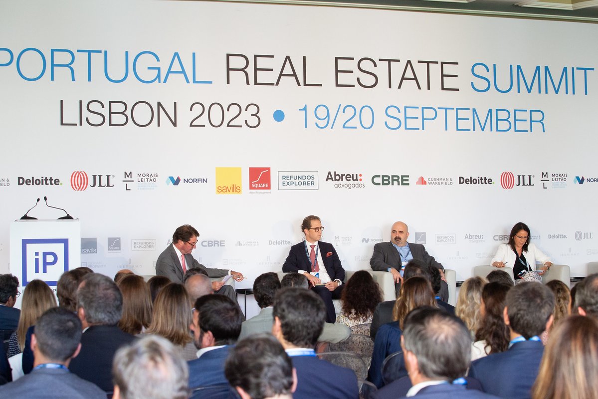 Investidores procuram oportunidades para investir em Portugal.