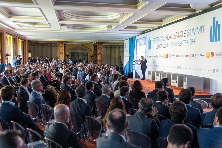 O Portugal Real Estate Summit contou com a presença de 420 investidores no Hotel Palácio Estoril.
