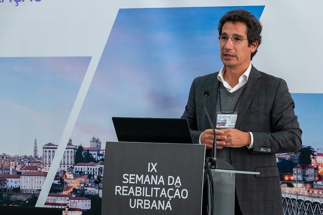 Porto: Um exemplo na transferência da agenda ambiental para a agenda imobiliária