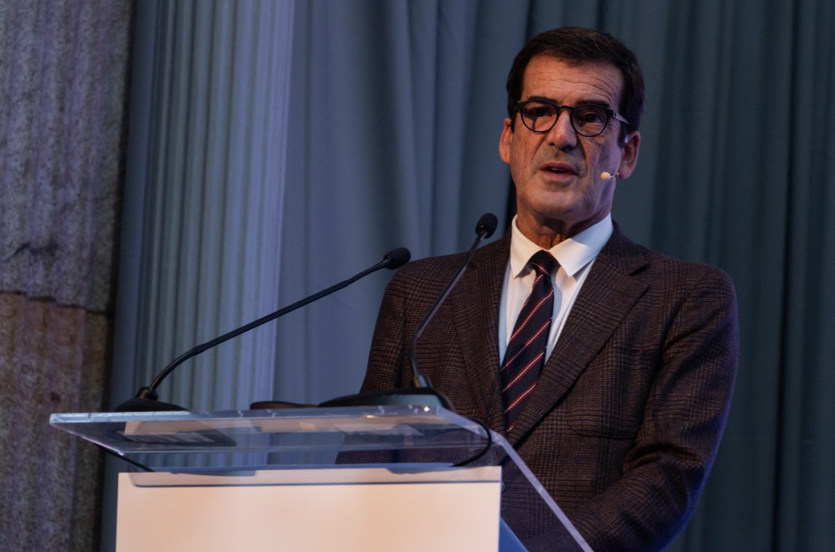 Rui Moreira, presidente da Câmara Municipal do Porto, discursa na X Semana da Reabilitação Urbana do Porto.