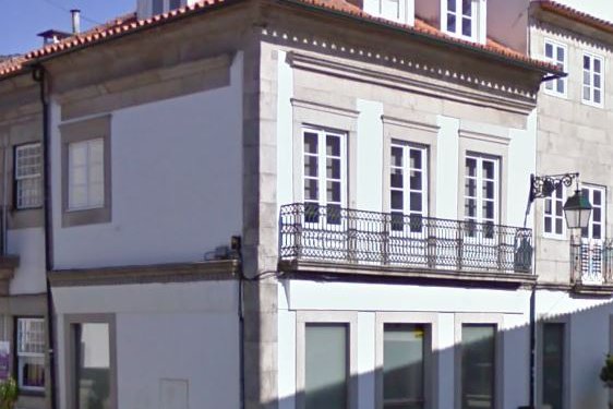Allianz vende antigos escritórios de Viana a investidor português