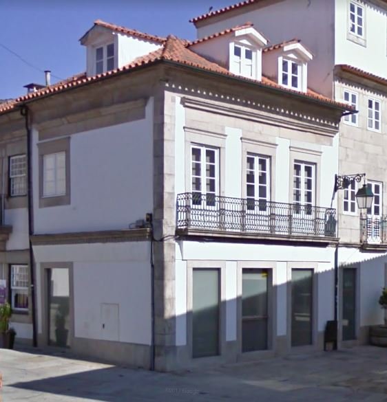 Allianz vende antigos escritórios de Viana a investidor português