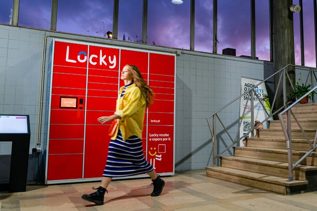 CTT instala cacifos Locky nos centros comerciais Mundicenter