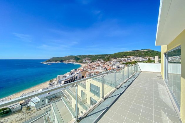 JLL comercializa novo Sesimbra Cliffs