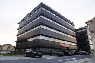 Santander Consumer tem nova sede em Carcavelos