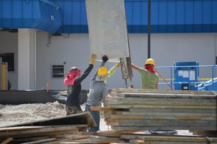 Fogos licenciados em construções novas aumentam 3,6% até fevereiro