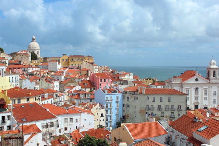 IHRU adquiriu 47 imóveis de habitação em Lisboa, Porto e Algarve