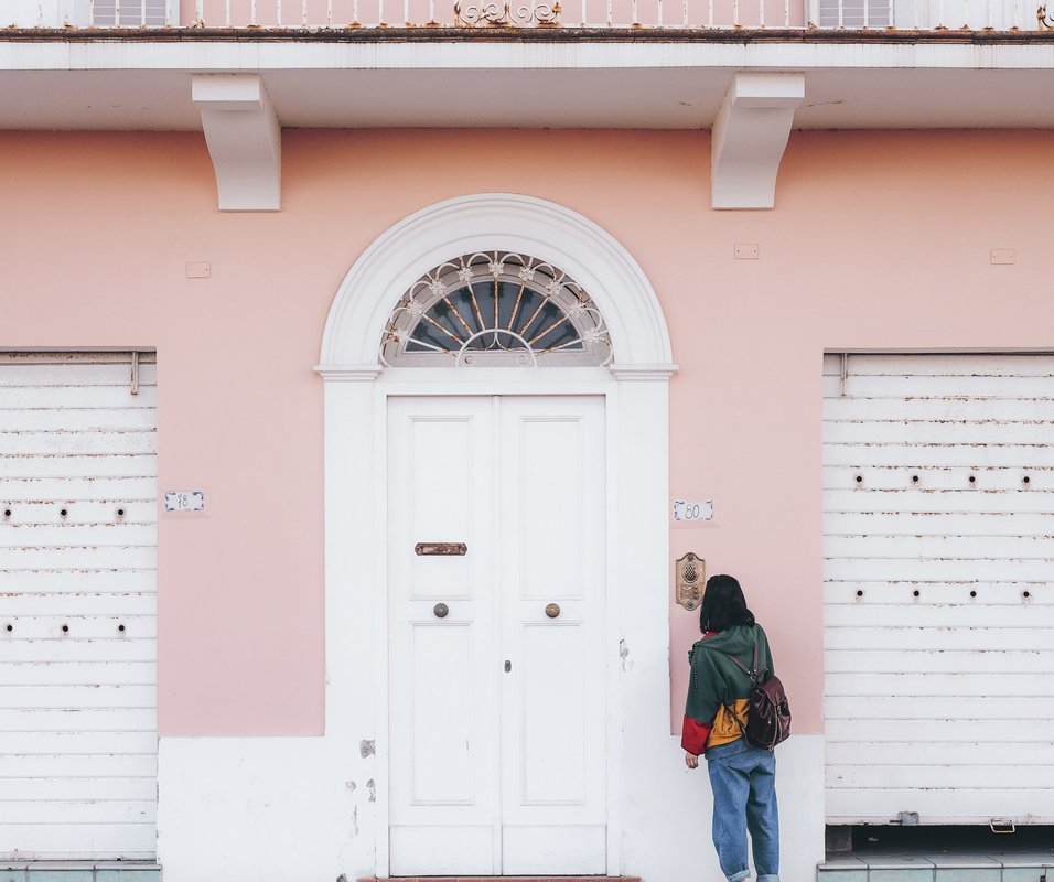 Alterações às regras de AL vão penalizar famílias, avisa Airbnb